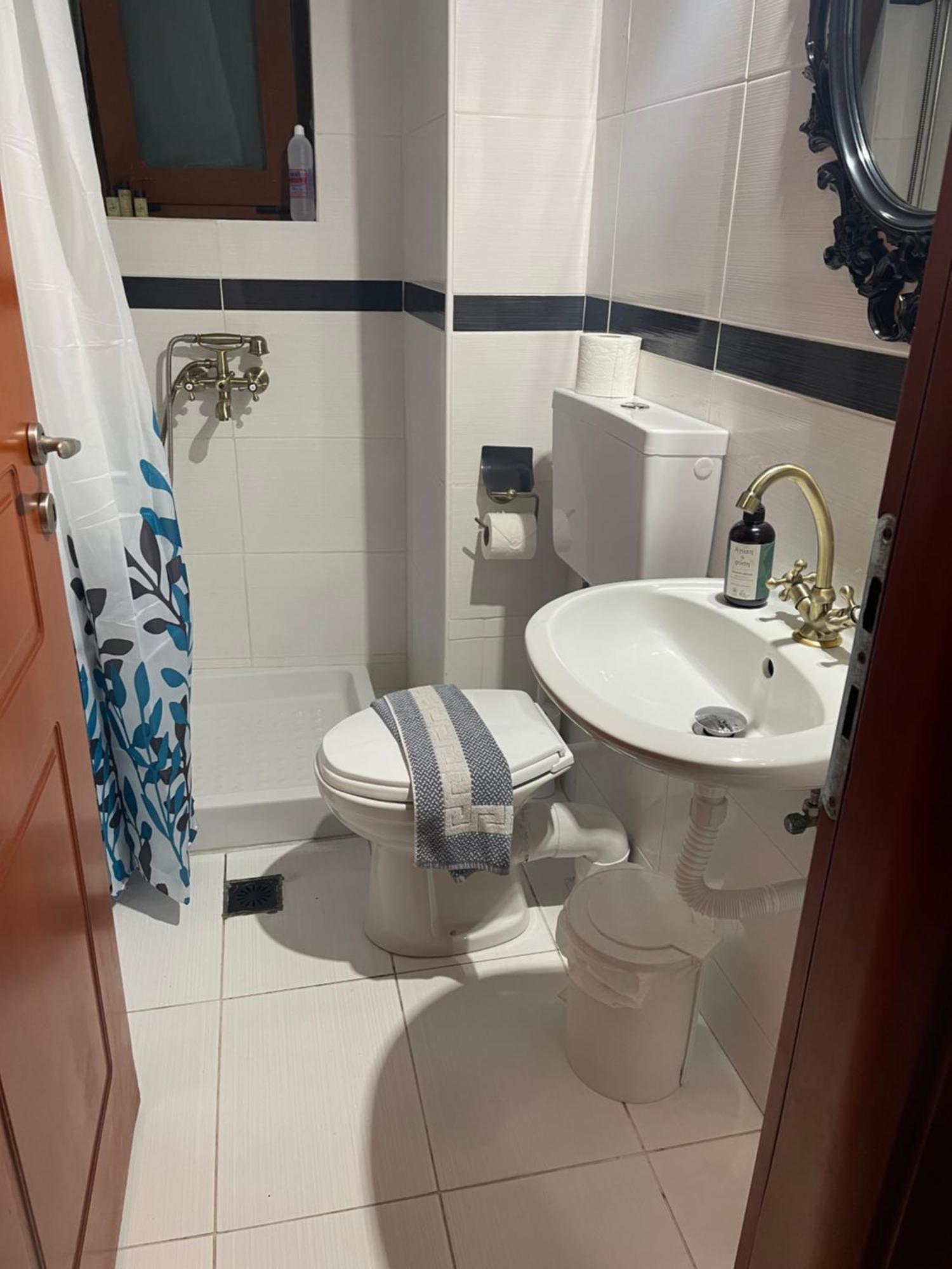 הרקליון Retire Flat In The Heart Of City מראה חיצוני תמונה