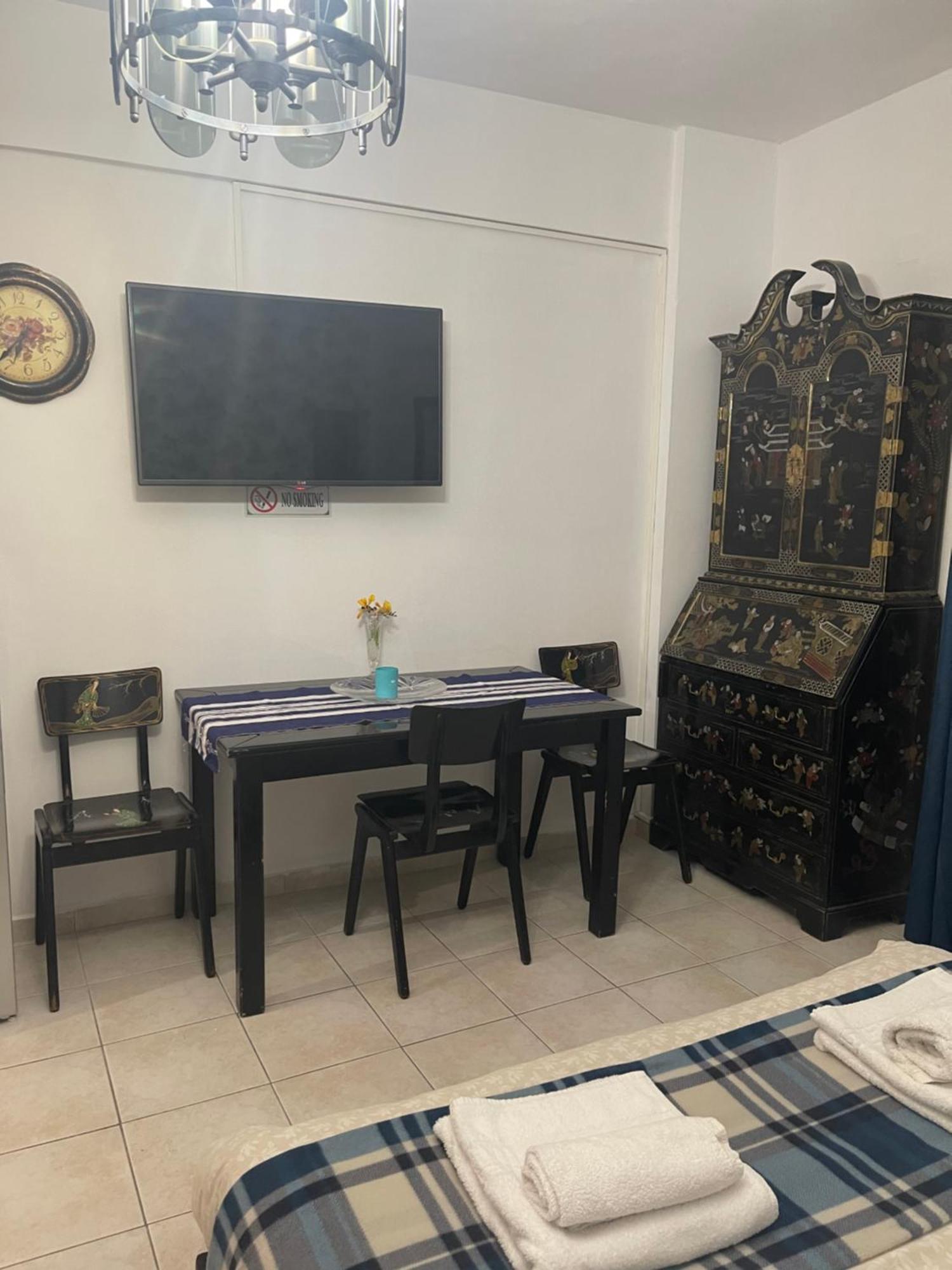 הרקליון Retire Flat In The Heart Of City מראה חיצוני תמונה