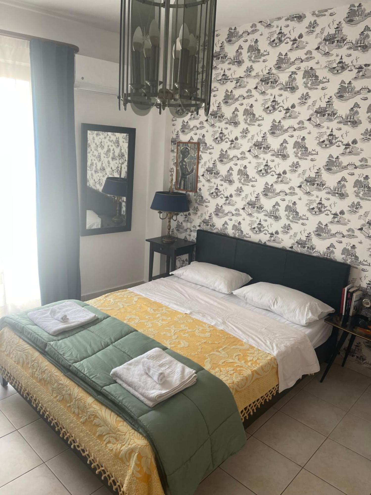 הרקליון Retire Flat In The Heart Of City מראה חיצוני תמונה