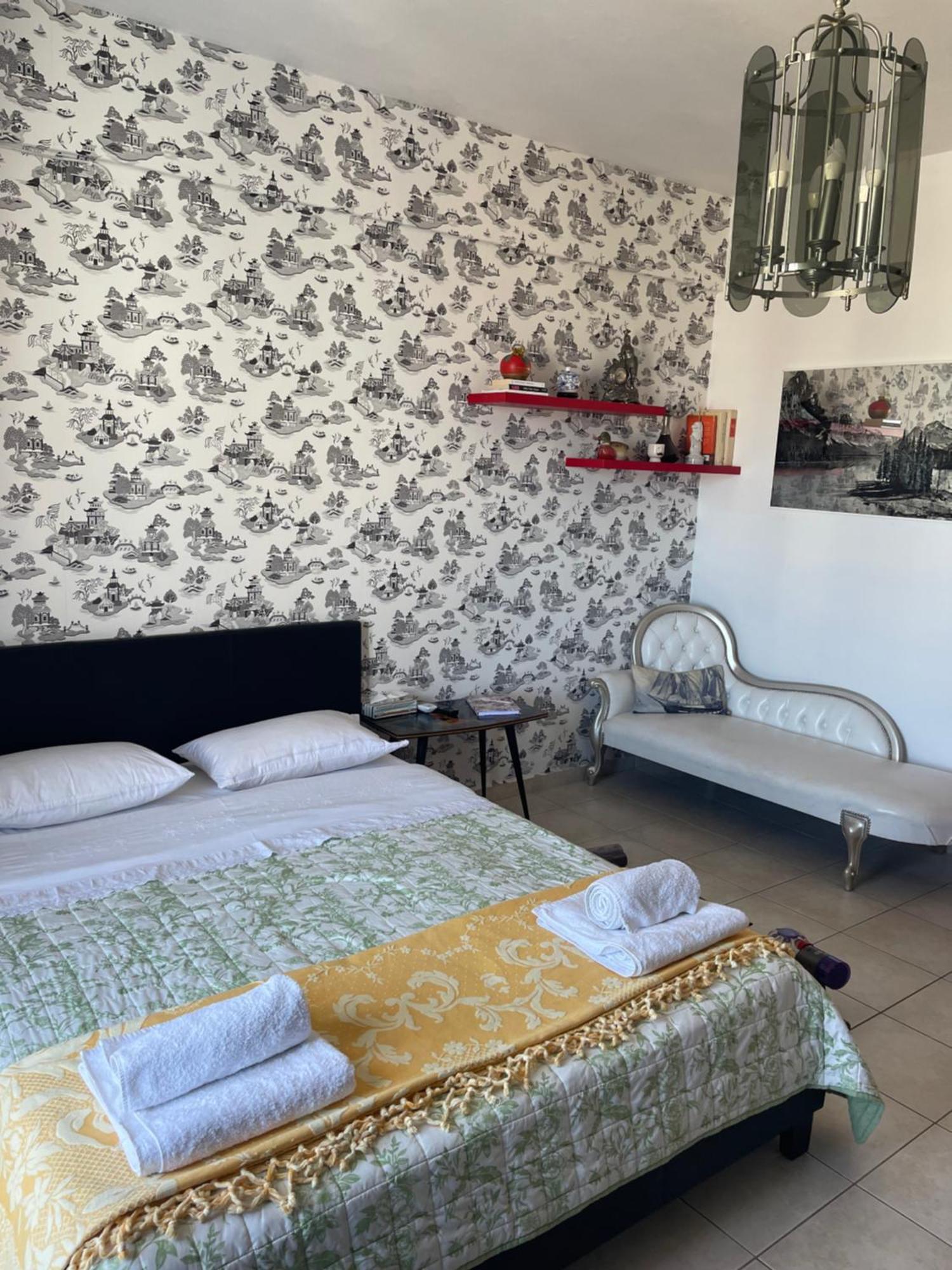 הרקליון Retire Flat In The Heart Of City מראה חיצוני תמונה