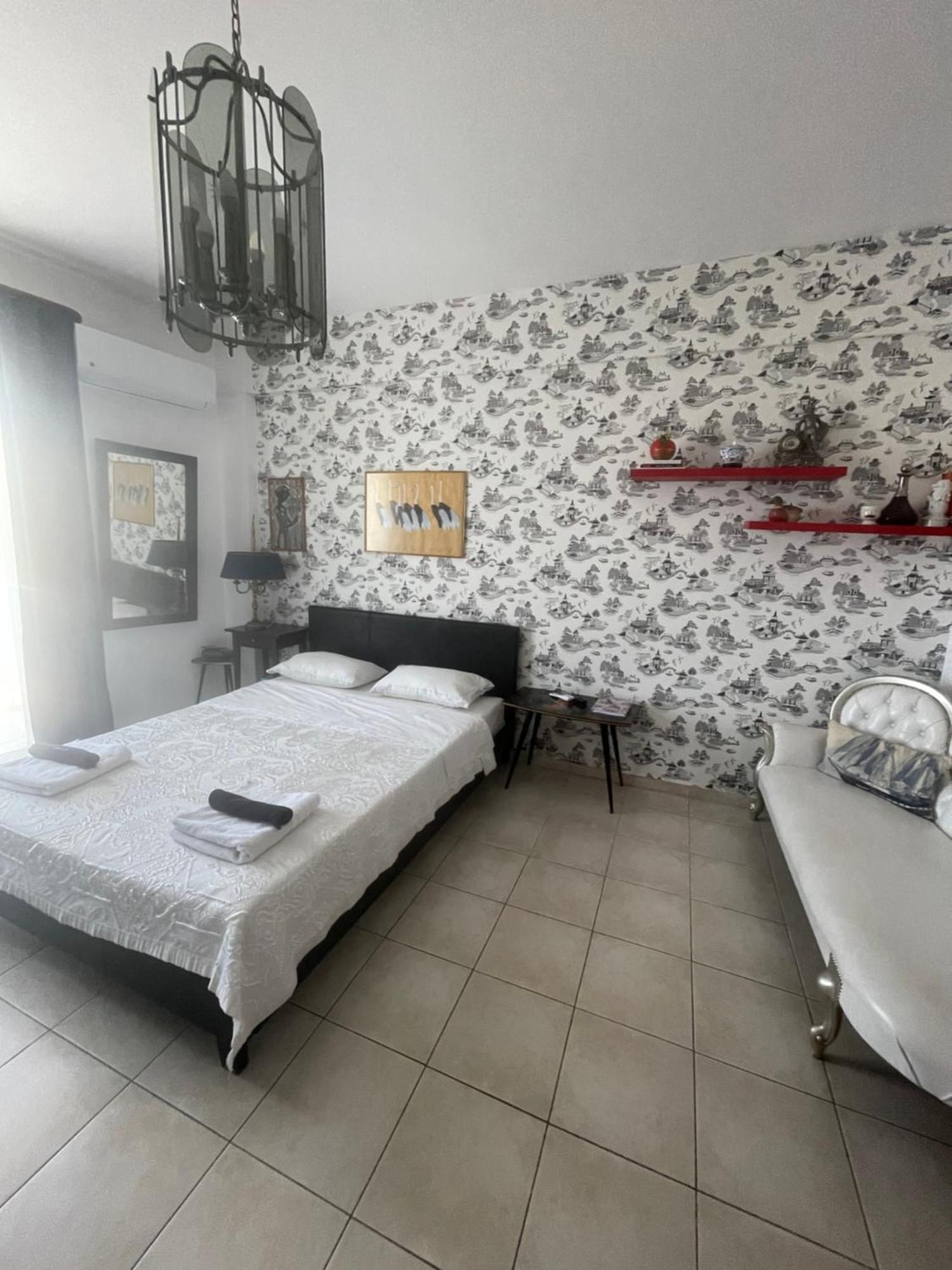 הרקליון Retire Flat In The Heart Of City מראה חיצוני תמונה